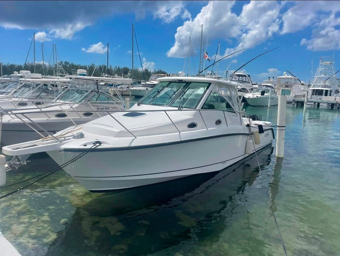Boston Whaler 34.5 — 2011